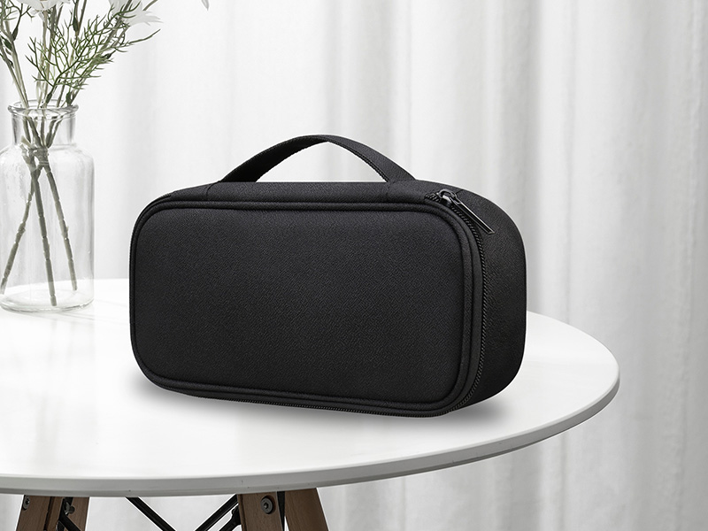 travel accessories BAG