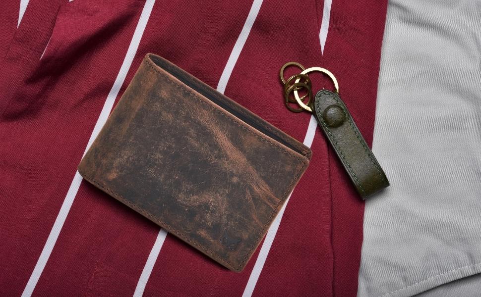 Minimalist Slim Bifold Wallet