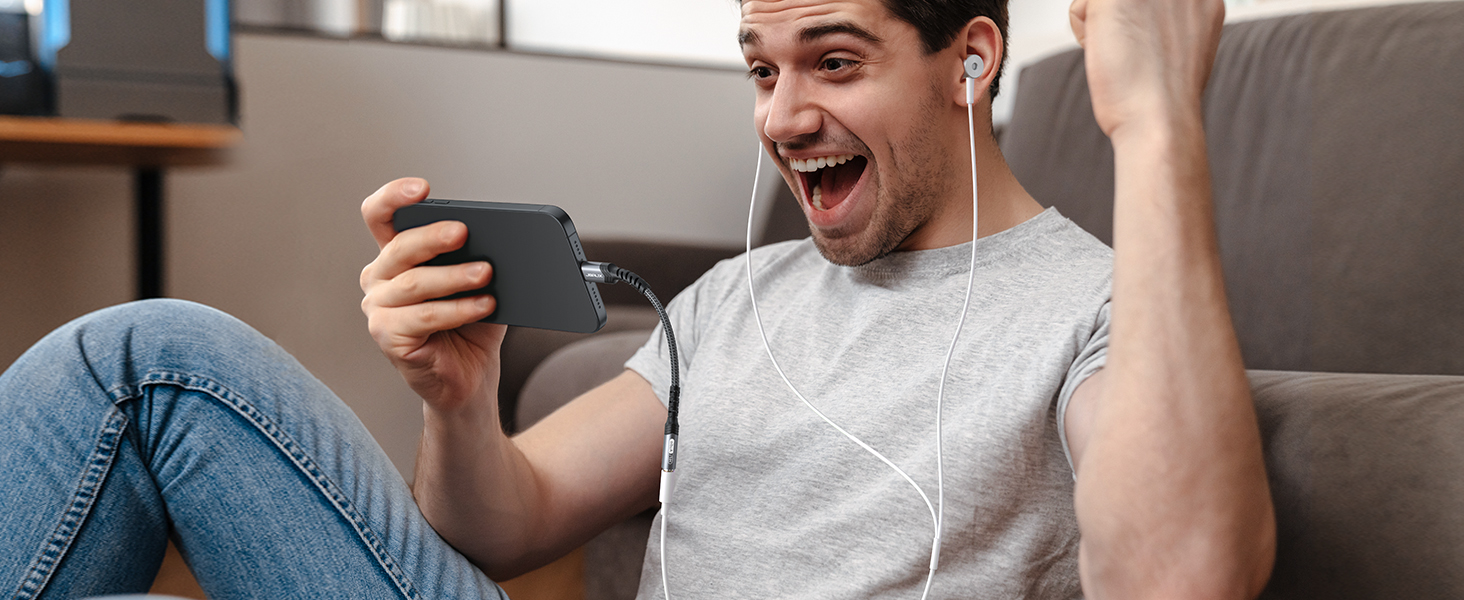 usb c to 3.5mm audio adapter